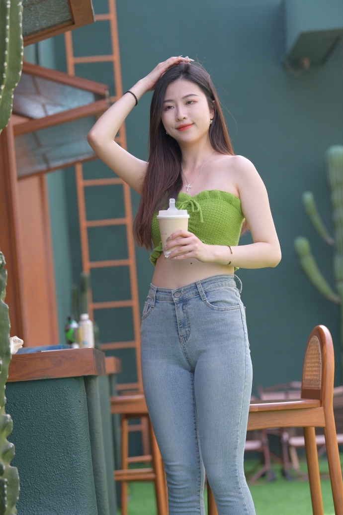 疼疼一会就好了VAG真人app(图1)